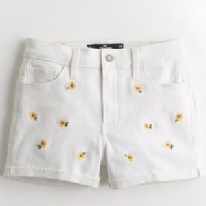Hollister High Rise Sunflower Shorts, Size 0